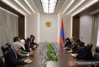 阿联酋联邦国民委员会代表团对亚美尼亚的“和平十字路口”倡议表示支持