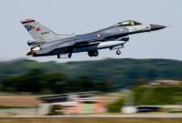 Le département d'État américain approuve la vente d'avions de combat F-16 à la Turquie