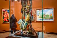 تقديم اللوحة التكعيبية للفنان الأرمني الكبير يرفاند كوتشار بمتحف بيكاسو في باريس 