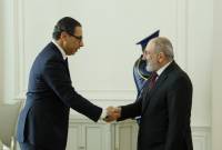 رئيس الوزراء نيكول باشينيان يستقبل وزير خارجية قبرص كونستانتينوس كومبوس وبحث التعاون
