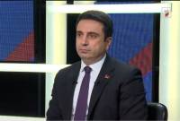رئيس البرلمان الأرمني آلان سيمونيان يقول أن عضوية أرمينيا المحتملة بالاتحاد الأوروبي هي الخيار 
الأصح والأكثر تفضيلاً