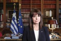 Presidenta de Grecia: Nunca se debe olvidar a las víctimas del genocidio armenio

