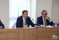 Le vice-ministre des Affaires étrangères Paruyr Hovhannisyan a reçu une délégation de 
l'UE

