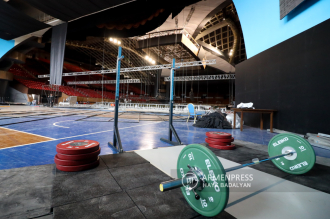 Спортивно-концертный комплекс готовится к
чемпионату Европы по тяжелой атлетике