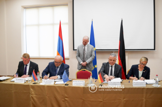 التوقيع على اتفاقية الإطلاق الرسمية لمشروع "الطاقة 
المستدامة لأرمينيا-تنمية مجتمع مقاوم للمناخ"

