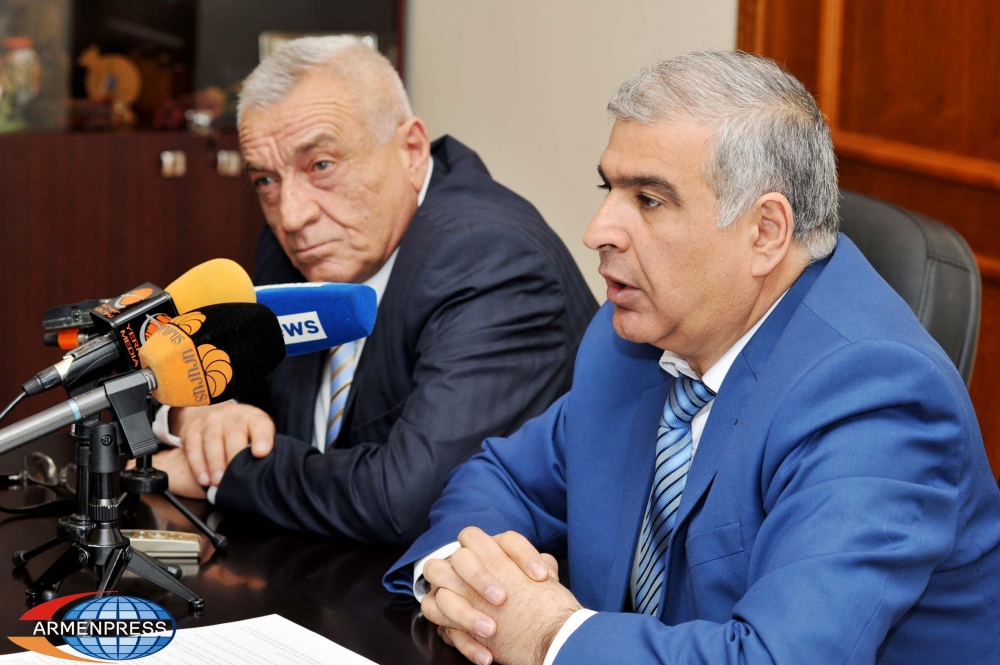 Serzhik Srapionyan, Firdus Zaqaryan