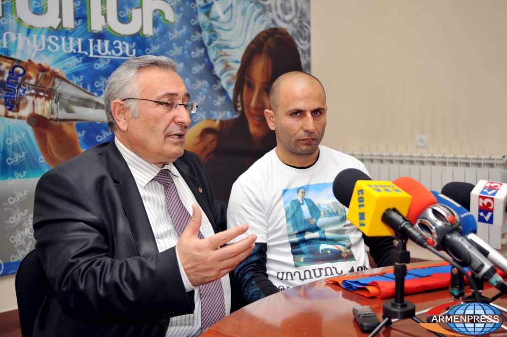 Edik Minasyan, Srapion Gevorgyan