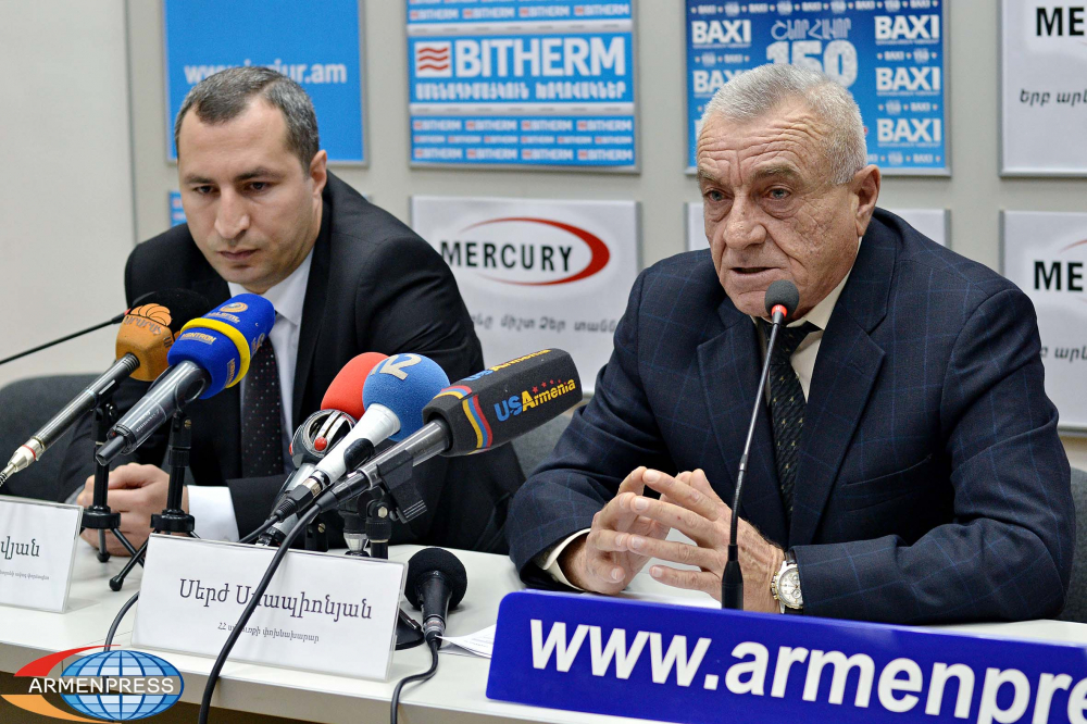 Vahram Hovyan, Serzh Srapionyan