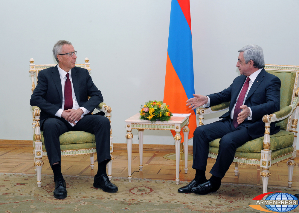 Serzh Sargsyan, Ian Alexander Hill