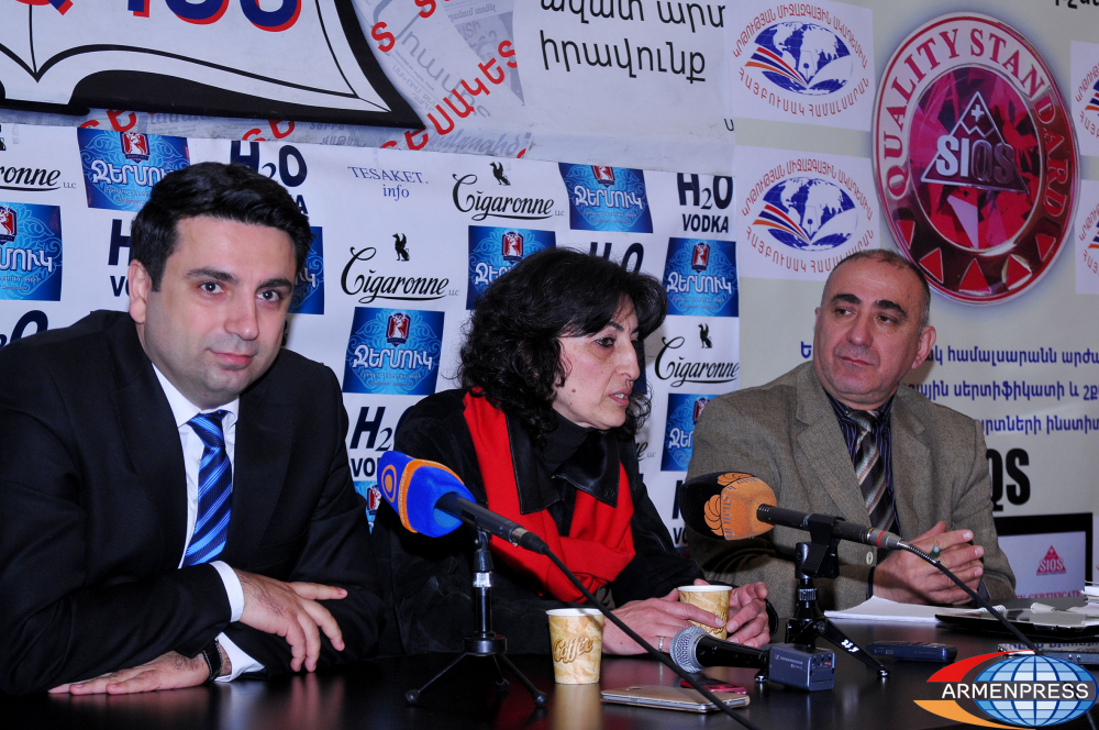 Alen Simonyan, Armine Rustamyan
