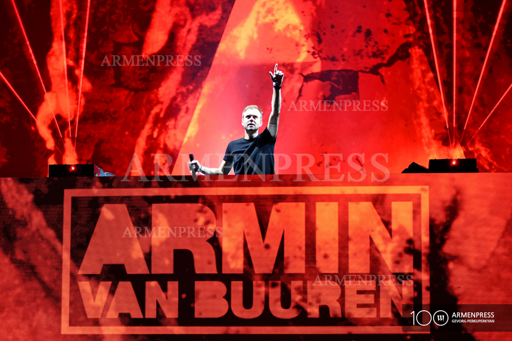 Armin Van Buuren