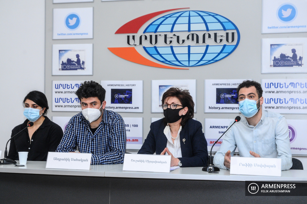 Anzhela Frangyan, Andranik Sahakyan, Shushanik Mirzakhanyan, Raffi Movsisyan
and 