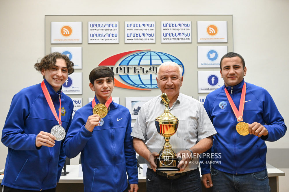 Elida Kocharian, Henrik Sahakyan, Vazgen Badalyan, Henrik Chxrikyan