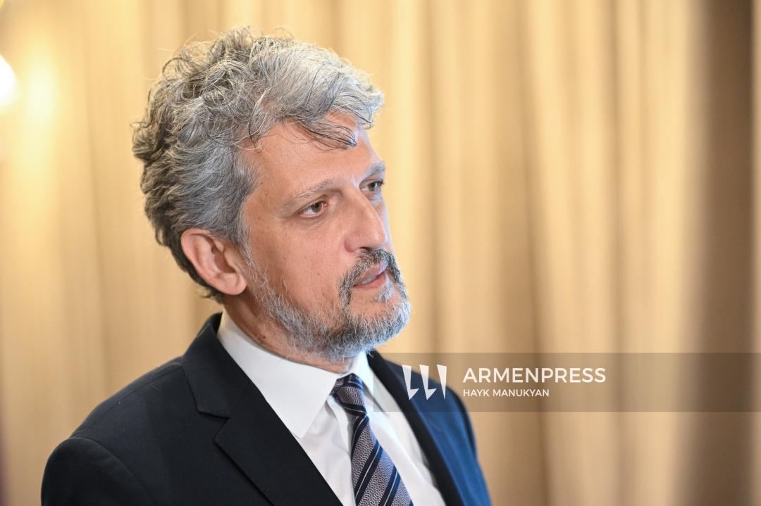 Garo Paylan : « La Turquie est également consciente que l'ouverture de la frontière avec l'Arménie est bénéfique »