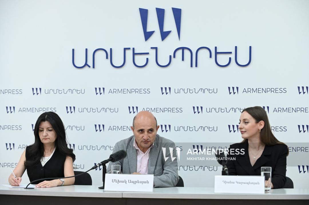 Մեխակ Ապրեսյան, Դիանա Կարապետյան