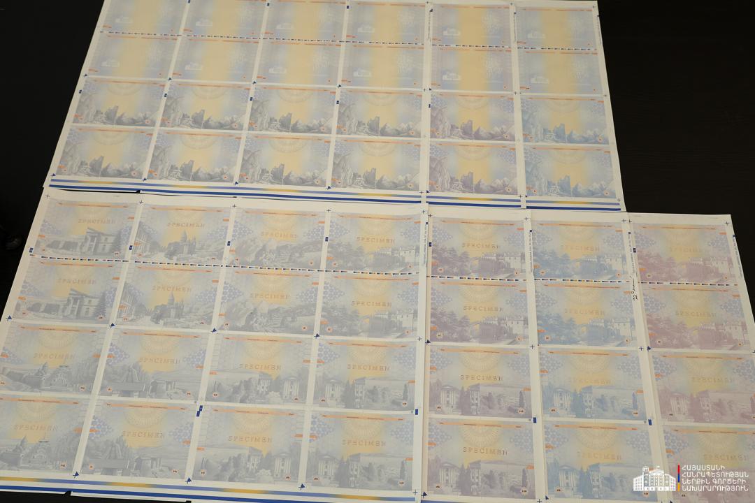 Մեկնարկել է կենսաչափական անձնագրի տպագրությունը