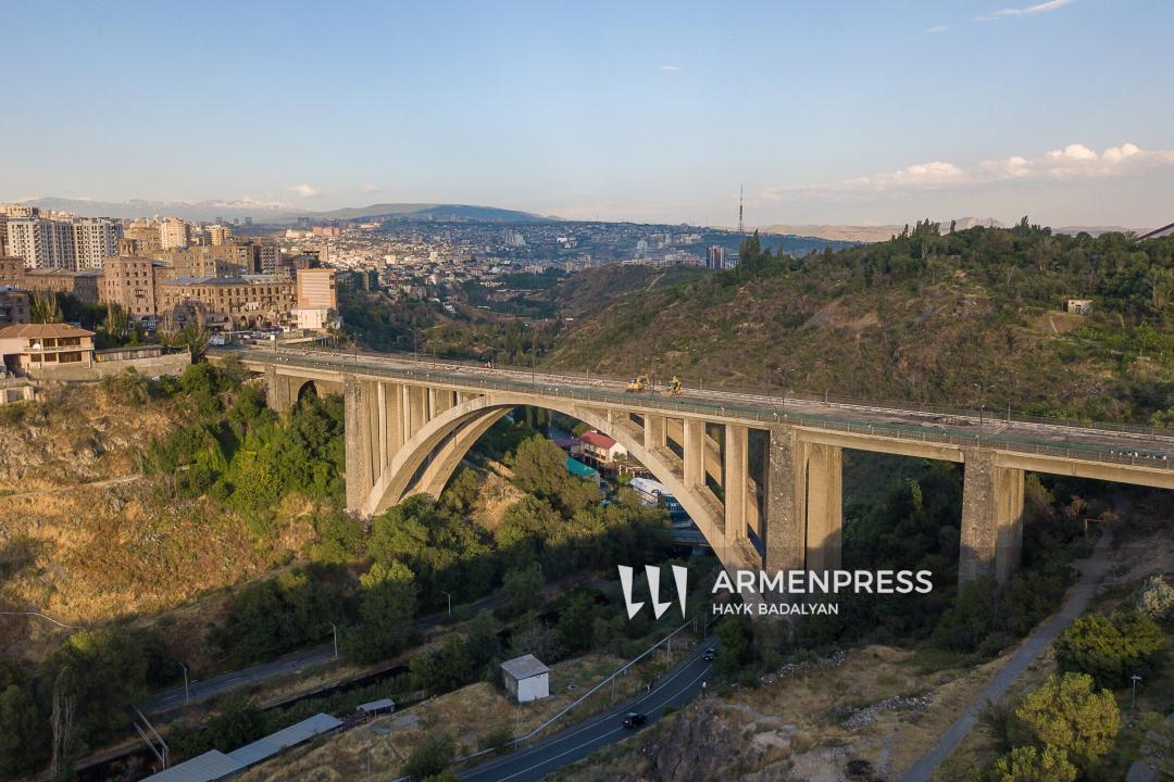 Days before reopening: Maintenance work on Great Bridge of Hrazdan (Kievian Bridge)