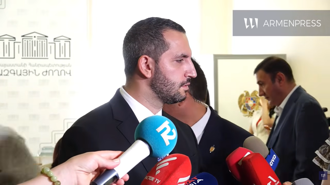 რუბენ რუბინიანის ბრიფინგი