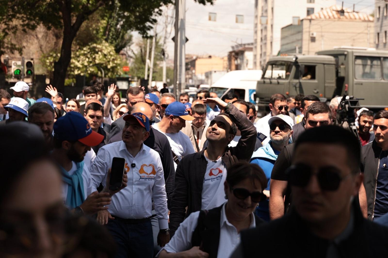 «Քաղաքացիական պայմանագիր» կուսակցությունը նախընտրական քարոզարշավը շարունակում է Երևանում
