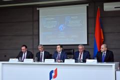 Արդար, թափանցիկ և թվային ապագա․ ՊԵԿ նախագահը հանդիպել է հարկ վճարողների հետ
