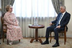 Armenia, UK discuss deepening trade and economic ties