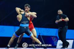 Armenian Greco-Roman wrestlers score opening victories at World Championships