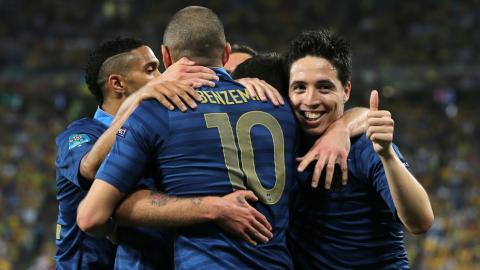 France overcomes Ukrainian barrier: Euro 2012: Ukraine-France 0:2