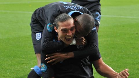 Sweden leaves Euro 2012: Sweden-England 2:3