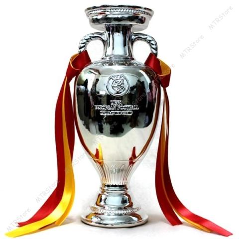 Եվրո 2012-ը մոտենում է եզրագծին. ՖՈՏՈՇԱՐՔ