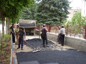 Ասֆալտապատվում են Սեւան քաղաքի փողոցները