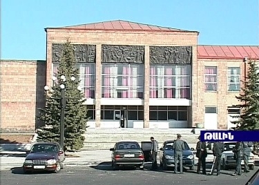 Թալինում քաղաքապետի պաշտոնի համար հինգ թեկնածու է պայքարում