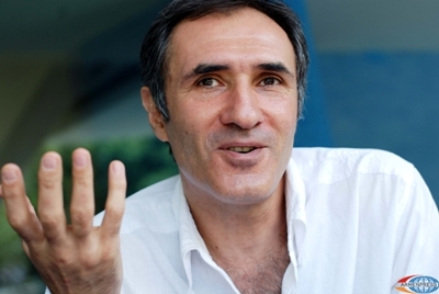 Vardan Petrosyan feels himself as in space freedom on the stage 