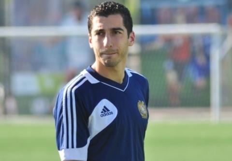 French periodical compared Mkhitaryan with Messi and Ronaldo