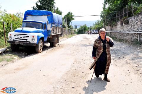 Border village Aygehovit residents do not fear war, yet dream of peace