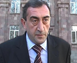 Կապանի գործող քաղաքապետը դադարեցրել է ընտրապայքարը