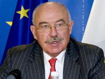Hungary to accept Switzerland proposal for mending relations with Armenia: Martonyi