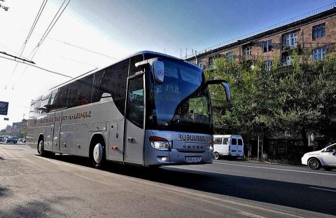Ֆուտբոլի հավաքականը նոր ավտոբուս ունի