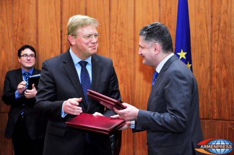Tigran Sargsyan and Stefan Fule signed 43 million Euro agreement