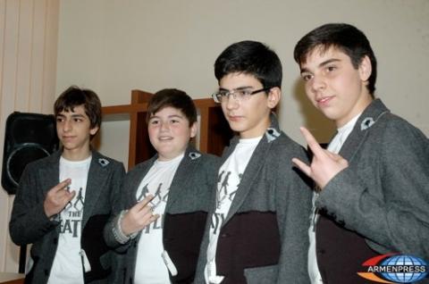 The Compasss band will appear in the style of ''The Beatles'' in ''Junior Eurovision 2012''