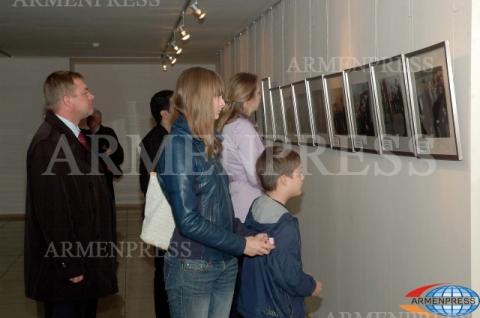 Photo exhibition dedicated to 20th anniversary of Armenian-Russian diplomatic relations launched in Gyumri