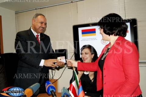 Kuwait assisted Syrian Armenians with 100 000 dollars