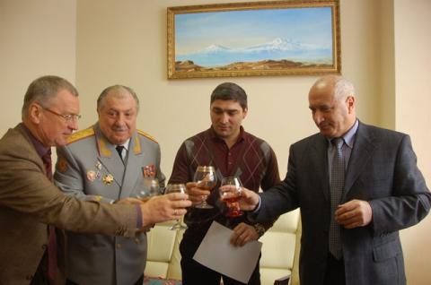 Վարդերես Սամուրղաշեւը ստացել է ՀՀ քաղաքացիություն
