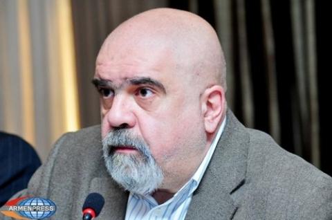 Армения в последние годы проводила довольно скоординированную  политику с Россией и ЕС: Искандарян
