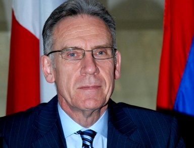 French Ambassador Henri Reynaud is glad about Carrefour entrance to Armenian Market