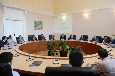 Serzh Sargsyan met with Program of Assistance to Young Scientists officials