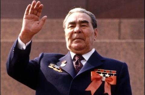 Брежнев, Сталин и Николай Второй названы лучшими правителями России в XX веке