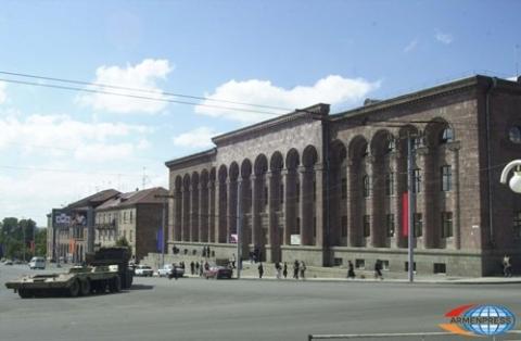 Гюмри в 2013 году провозглашен «Культурной столицей СНГ» и официально «вступит» в этот статус - 30 июня