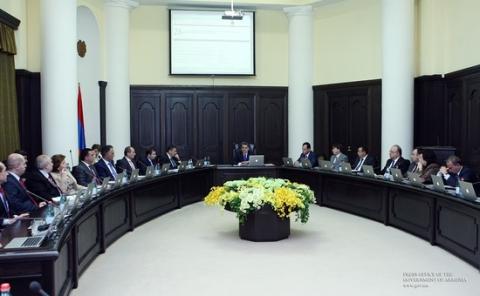 Prime Minister and Government members to support Armavir population