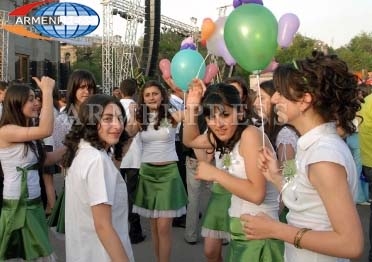 Սյունեցի բոլոր շրջանավարտները դրամական պարգեւներ են ստացել