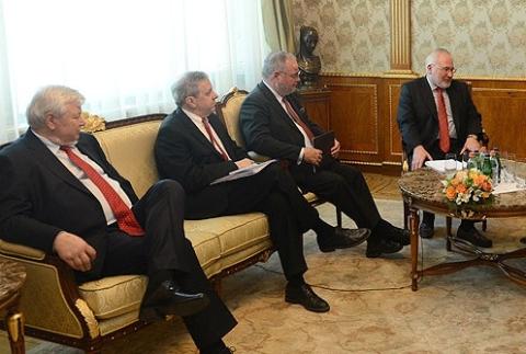 OSCE Minsk Group Co-Chairs consider organizing of meeting between the Armenian and Azerbaijani Presidents